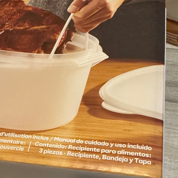 Tupperware XL Food Container with Tray & Lid. Bundle of 2. Brand New - Picture 11 of 14